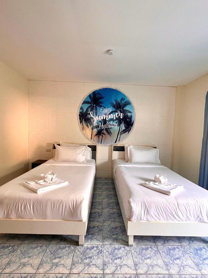 Baankasemsuk hotel 般咔 深宿 Patong Bagian luar foto