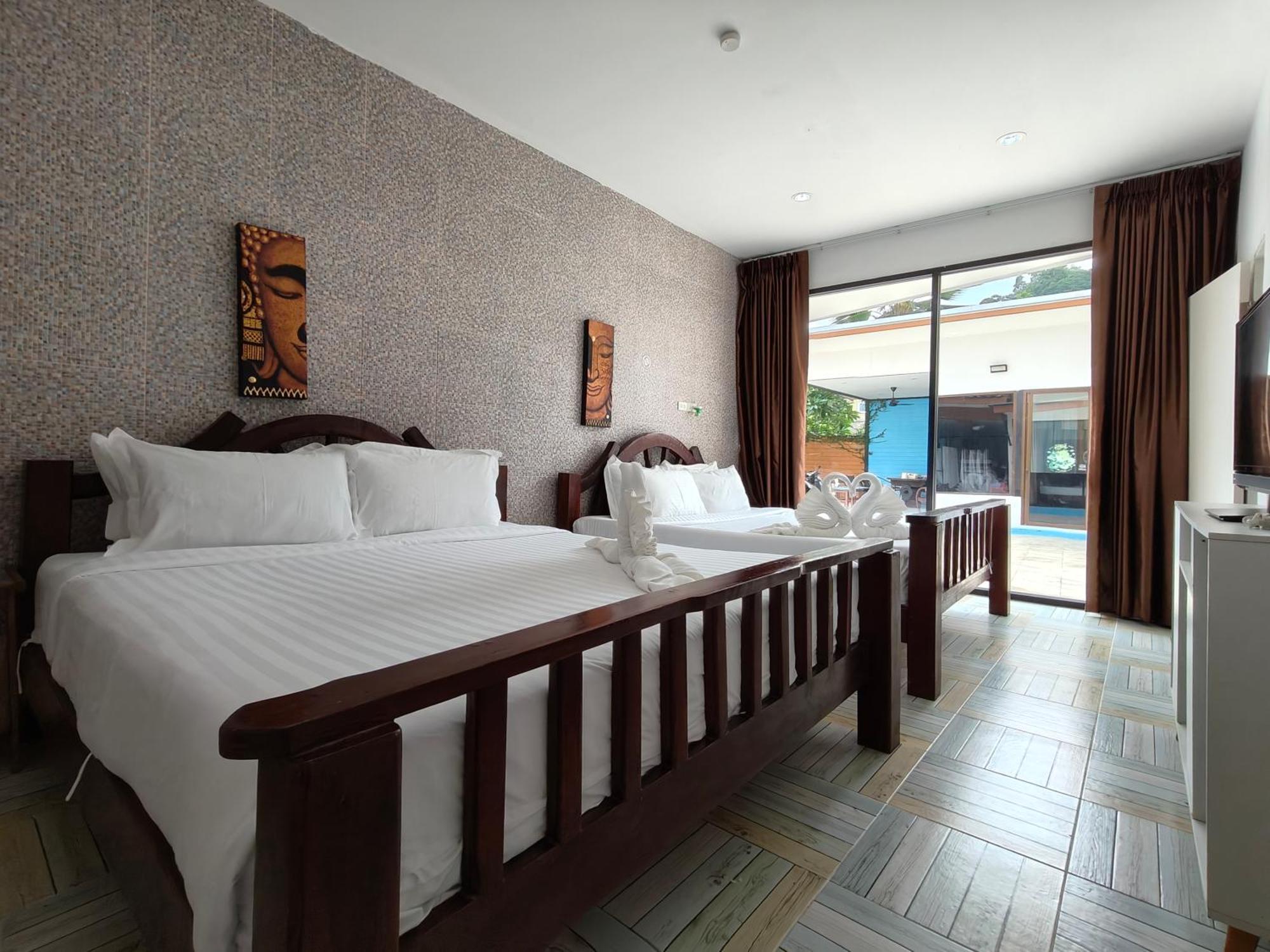Baankasemsuk hotel 般咔 深宿 Patong Bagian luar foto